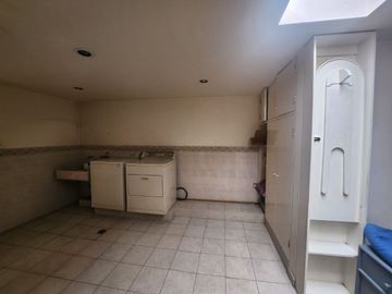 CASA EN VENTA EN PUERTA DE HIERRO