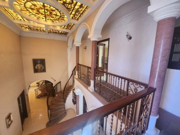 CASA EN VENTA EN PUERTA DE HIERRO
