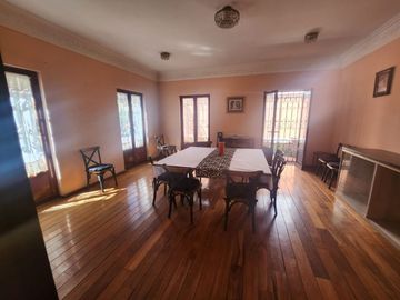 CASA EN VENTA EN PUERTA DE HIERRO
