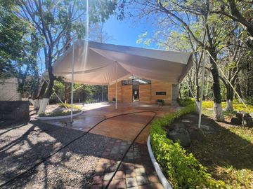 CASA EN VENTA EN PUERTA DE HIERRO