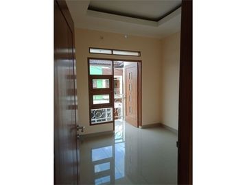 Rumah Murah Jakarta Timur Cipayung Siap Huni Strategis