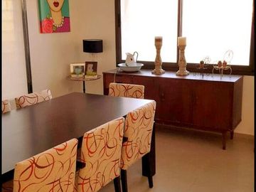 CARLOS PAZ- LAGO AZUL-Magnífica Casa con vista al lago- 4 Dorm-4 Baños-2 Quinchos-Pileta
