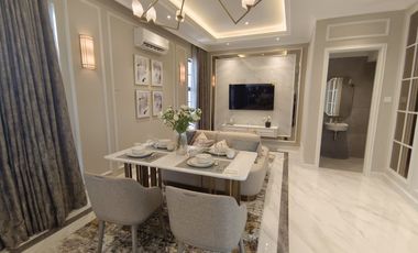 Rumah 3 Lantai Ala Prancis di Jakarta Timur Bonus Attic & Sky Balcony