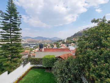 VENTA DE CASA EN DESNIVELES, COLONIA LAS ARBOLEDAS, ATIZAPÁN DE ZARAGOZA