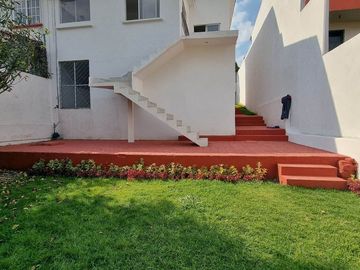 VENTA DE CASA EN DESNIVELES, COLONIA LAS ARBOLEDAS, ATIZAPÁN DE ZARAGOZA