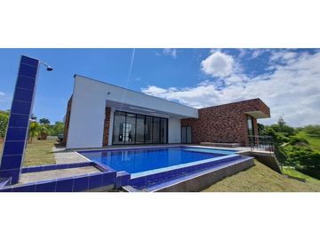Vendo Hermosa Casa Campestre en conjuto Cerrado en Cerritos