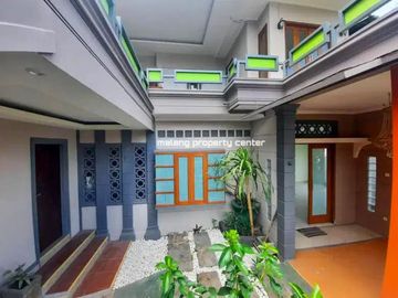 Rumah Hook 2 Lantai Luas 342 di Greenhill Karangploso kota Malang