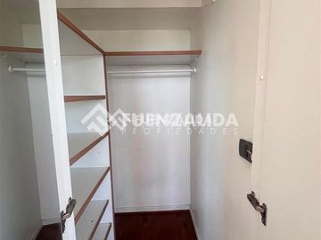Departamento en venta de 3 dorm 2 bañ 2 estac. en La Florida