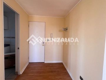 Departamento en venta de 3 dorm 2 bañ 2 estac. en La Florida