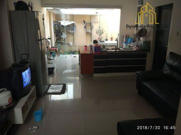 cepat Rumah Cisaranten Dengan sebagian isinya | SUKARNA