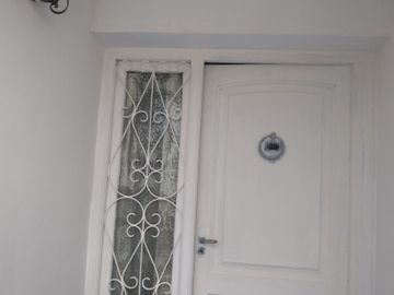 Casa PH en venta en Bernal Oeste