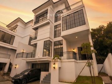 Rumah Ekslusif Brand New Di Asana Nagka Jagakarsa Jakarta Selatan