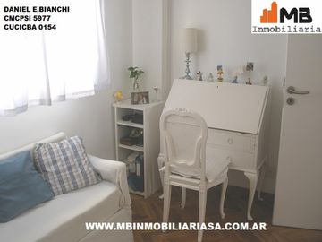 Almagro Venta Departamento 3 ambientes con balcon Valentin Gomez al 3400