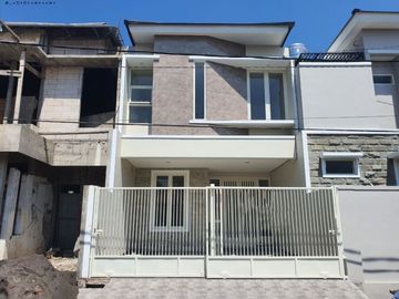 xyauf.Rumah Manyar Tirtoasri NEW MINIMALIS CARPORT 2