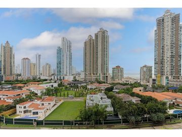 EN VENTA (PRECIO REDUCIDO) HERMOSO APARTAMENTO EN PUNTA PACIFICA