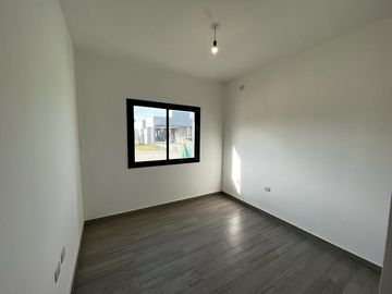 Casa de 3 dormitorios a ESTRENAR en VENTA en Country Pinar 2, Tafí Viejo