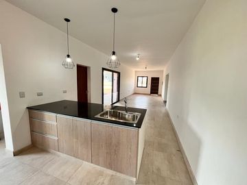 Casa de 3 dormitorios a ESTRENAR en VENTA en Country Pinar 2, Tafí Viejo