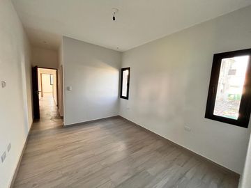 Casa de 3 dormitorios a ESTRENAR en VENTA en Country Pinar 2, Tafí Viejo