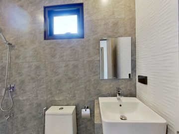 3 Bedroom Townhouse for sale in Hang Dong, Chiang Mai