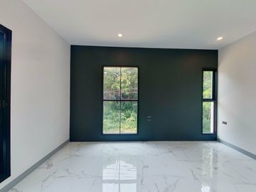 3 Bedroom Townhouse for sale in Hang Dong, Chiang Mai