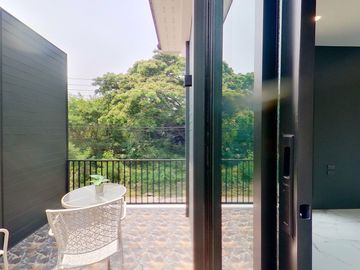 3 Bedroom Townhouse for sale in Hang Dong, Chiang Mai