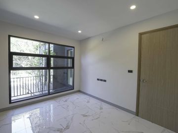 3 Bedroom Townhouse for sale in Hang Dong, Chiang Mai