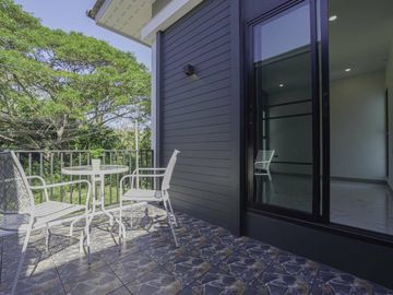 3 Bedroom Townhouse for sale in Hang Dong, Chiang Mai