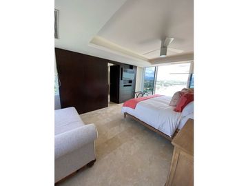 Se vende Penthouse en Coronado