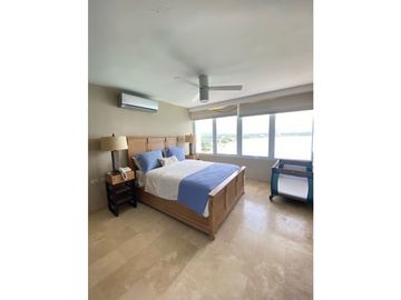 Se vende Penthouse en Coronado