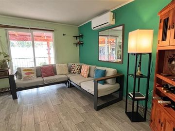 Casa en venta de 3D, 3B, Las Vizcachas. Puente Alto