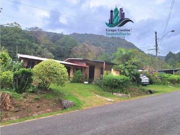 VENDO DUPLEX CON VISTA AL VOLCAN EN JARAMILLO ARRIBA