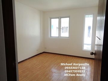 READY FOR OCCUPANCY TOWNHOUSE IN NORTH CALOOCAN - BLUHOMES BREEZE