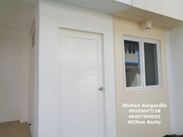 READY FOR OCCUPANCY TOWNHOUSE IN NORTH CALOOCAN - BLUHOMES BREEZE