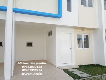 READY FOR OCCUPANCY TOWNHOUSE IN NORTH CALOOCAN - BLUHOMES BREEZE