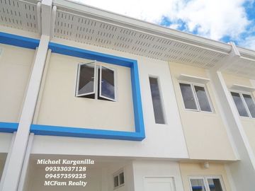 READY FOR OCCUPANCY TOWNHOUSE IN NORTH CALOOCAN - BLUHOMES BREEZE