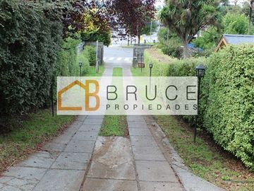 Gran Casa Comercial con cabañas en venta en Osorno