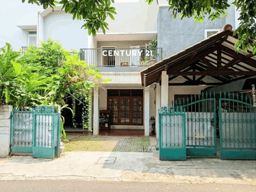 Dijual Rumah Lokasi Strategis Dekat Pondok Indah Mall Jakarta