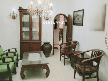 Dijual Rumah Lokasi Strategis Dekat Pondok Indah Mall Jakarta