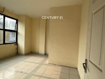 RUKO KOSTKOSTAN 4 LANTAI SIAP PAKAI DI RUKO UNION LIPPO CIKARANG