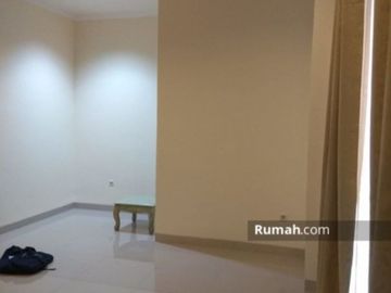 For Rent 3BR Modern House at Villa Delima Lebak Bulus