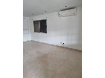 VENDO HERMOSA CASA EN LA 24 DE DICIEMBRE, URB PALO ALTO 3REC 2BA