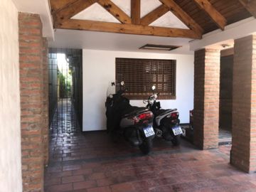 Chalet en venta en Wilde Centro