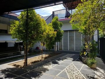 Jual Rumah Mewah Bagus Jalan Kutisari Selatan Kota Surabaya