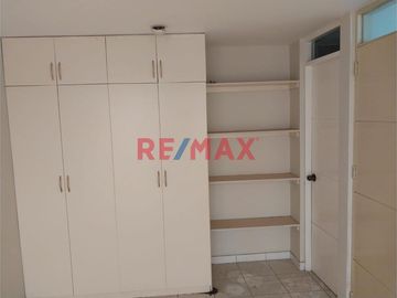 🏡 ¡DEPARTAMENTO TRYPLEX EN VENTA EN SAN LUIS DE CALIFORNIA - CONDOMINIO EL FLORAL, TRUJILLO! ✨

📍 Ubicación: Urb. San Luis de California - Condomini