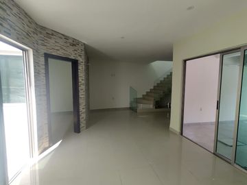 CASA EN VENTA COLONIA ADALBERTO TEJEDA, BOCA DEL RÍO $2,100,000