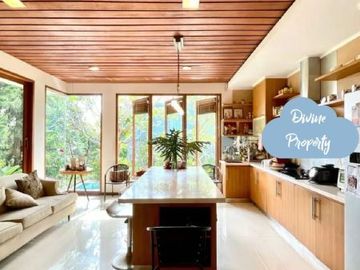 For Sale Beautiful Tropical Single Storey House at Cipete