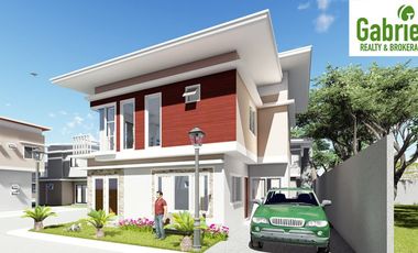 4-Bedroom Single Houses with beach front in Liloan