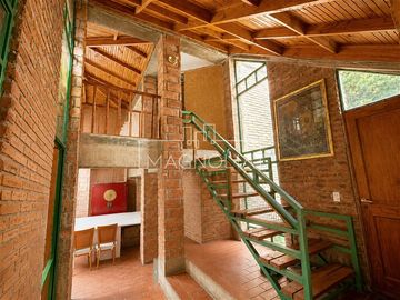 Casa en venta estilo Castillo Velasco en Las condes