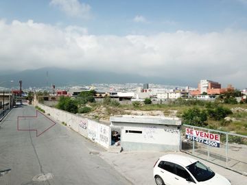 Venta de Terreno  10,100M2 Lincoln Monterrey