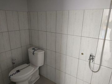 rumah kekinian dan mewah di cisaranten tinggal huni aja